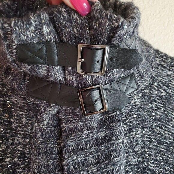 Bebe Womens Sweater Grey OS Turtleneck Cape Poncho OS - Picture 5 of 7